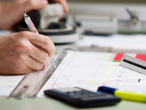 Projektleitung und Projektierung Doppelböden