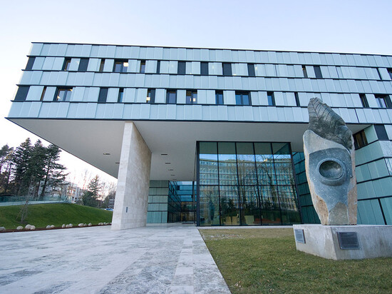 Verwaltungsgebaeude onusida