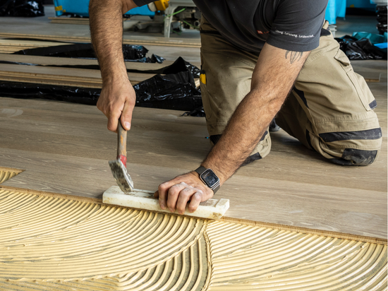Karriere im Handwerk: Lenzlinger Bodenbeläge AG sucht eine/n Boden- und Parkettleger/in (100 %) mit Perspektive und attraktiven Bedingungen.
