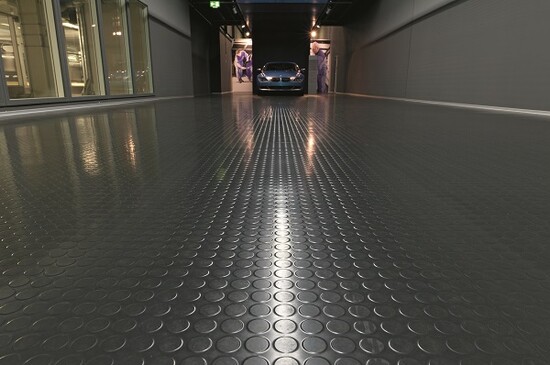 Objektbeispiel Parkett Norament BMW Dingofing