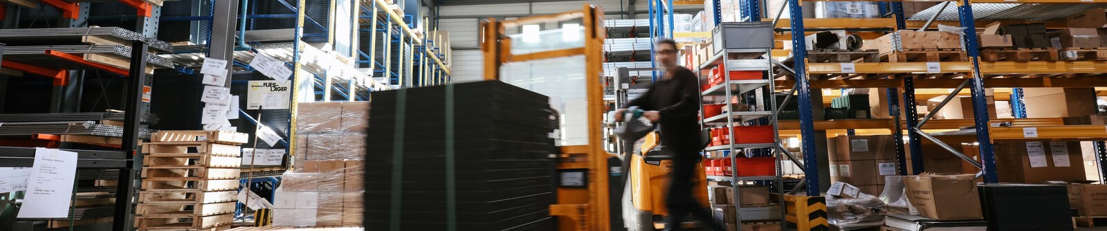 Unser Doppelboden Lager