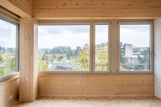 Referenz Qube Solid Parkett