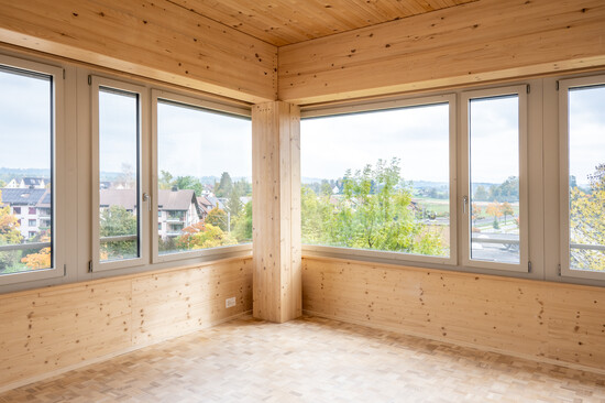 Referenz Qube Solid Parkett